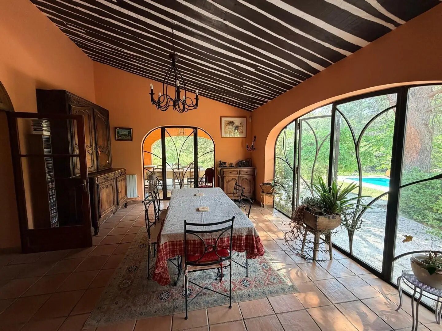 Maison à vendre, 240m², Saint-Marc-Jaumegarde