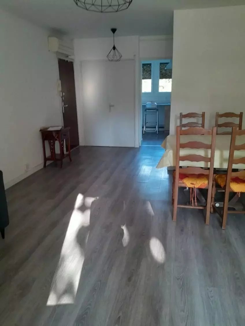 Appartement à louer, 63m², Arles