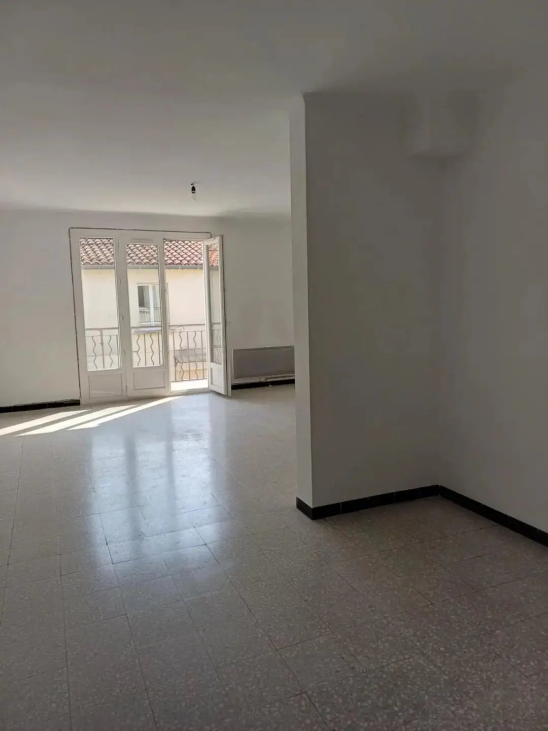 Appartement à louer, 80m², Beaucaire