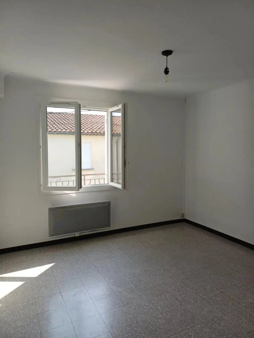 Appartement à louer, 80m², Beaucaire