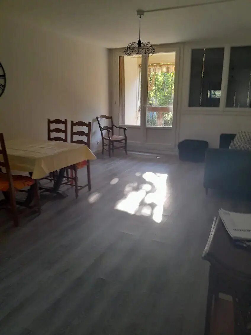Appartement à louer, 63m², Arles