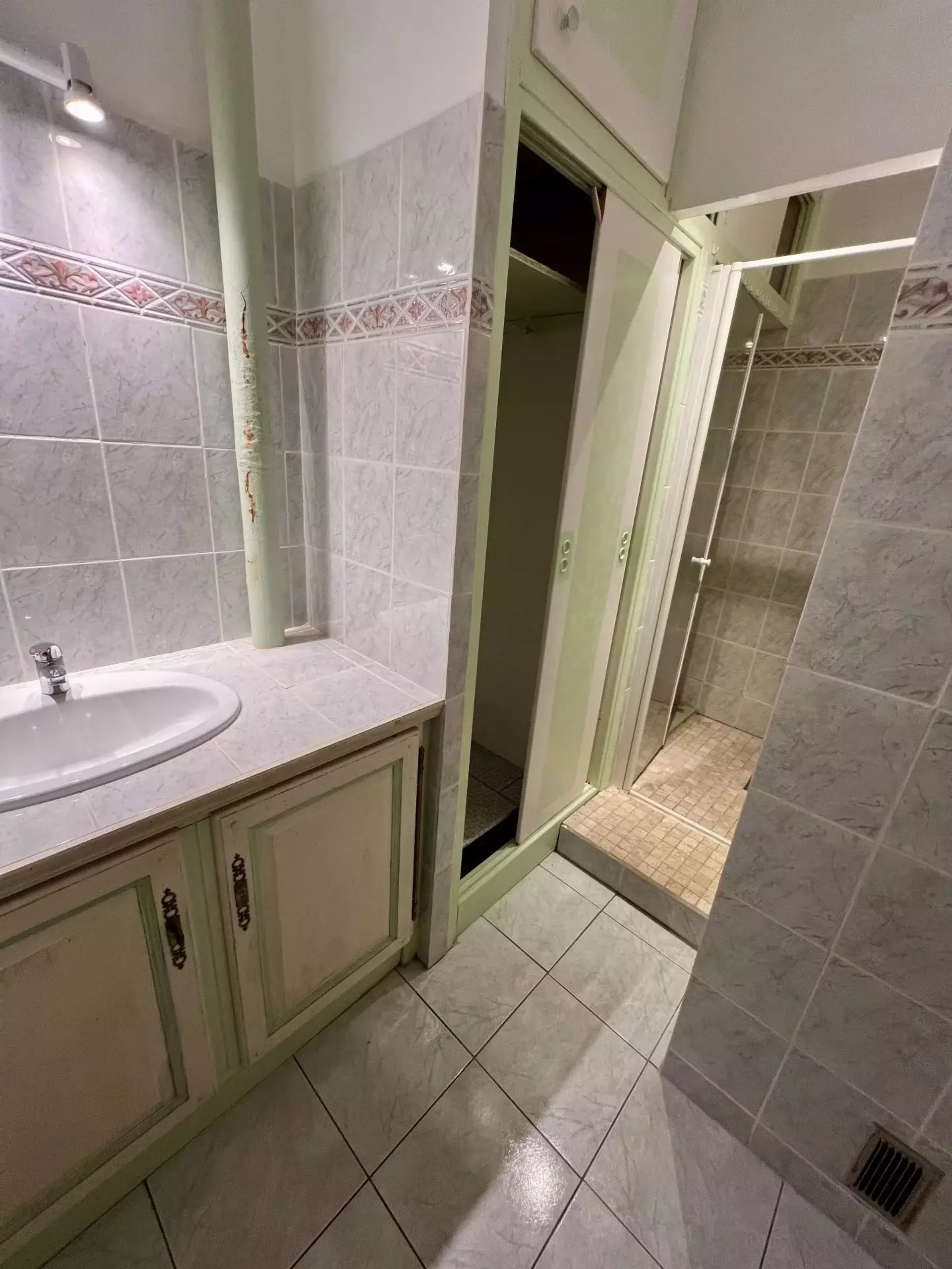 Appartement à vendre, 4m², Arles