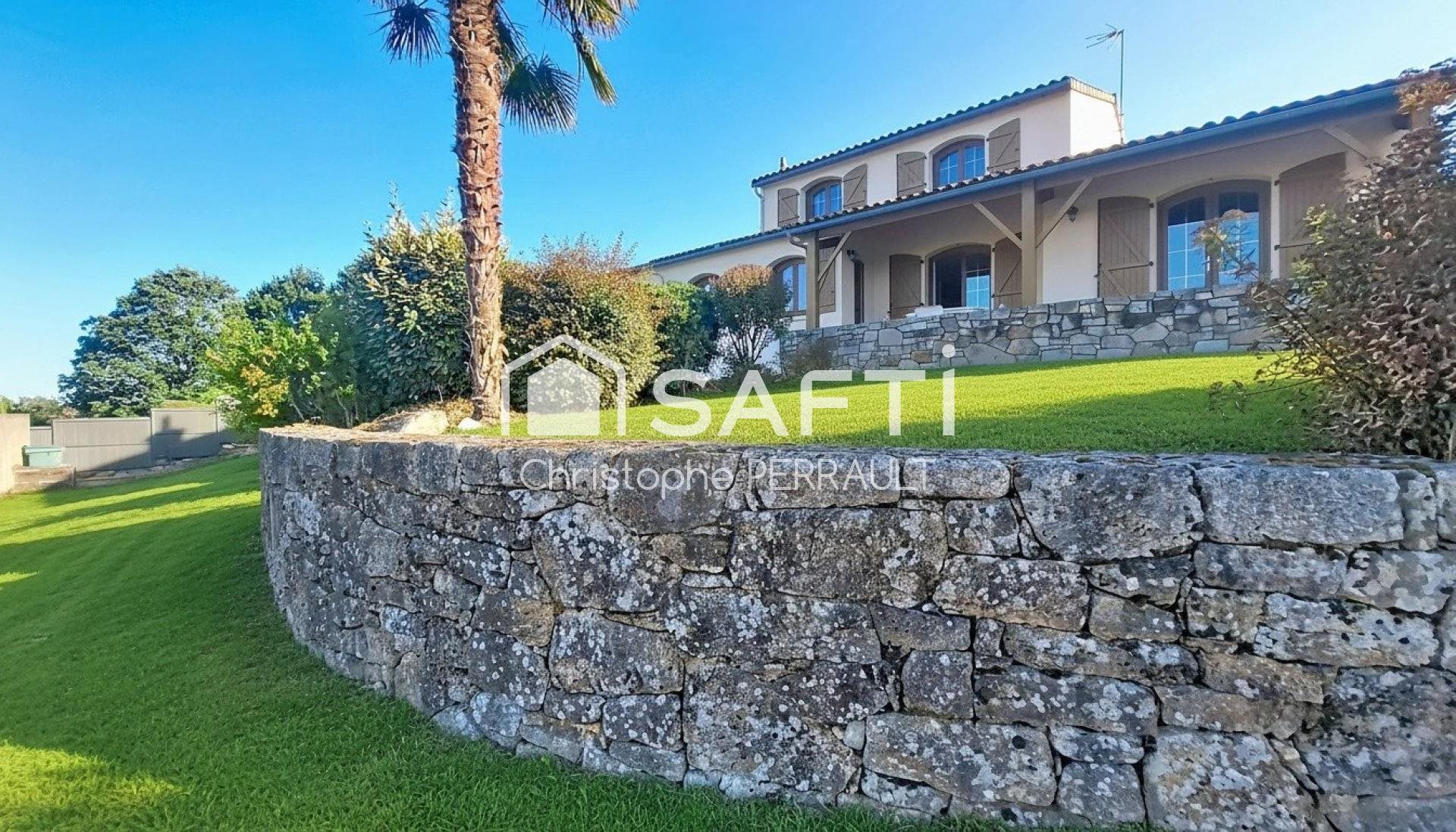 Maison à vendre, 145m², Saint-Laurent-sur-Sèvre