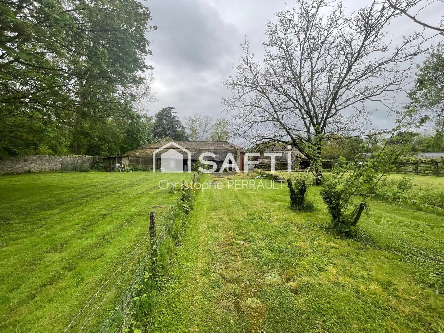 Maison à vendre, 202m², Saint-Laurent-sur-Sèvre