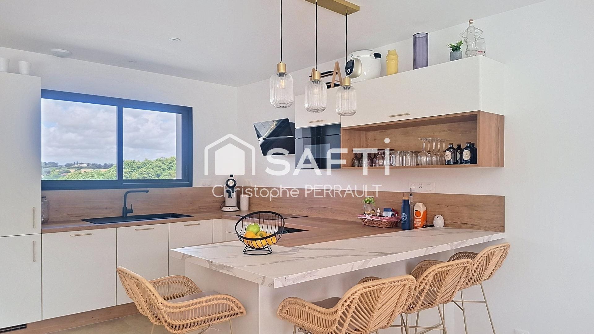 Maison à vendre, 100m², Saint-Laurent-sur-Sèvre
