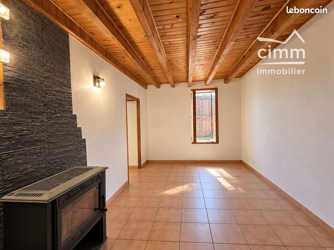 Appartement à louer, 64m², Roybon