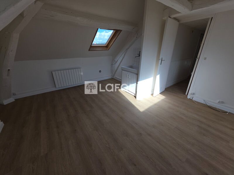 Appartement à louer, 28m², Thomery