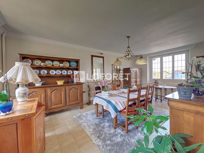 Maison à vendre, 163m², Bransles