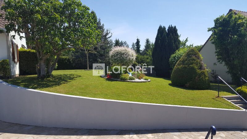 Maison à vendre, 323m², Ville-Saint-Jacques