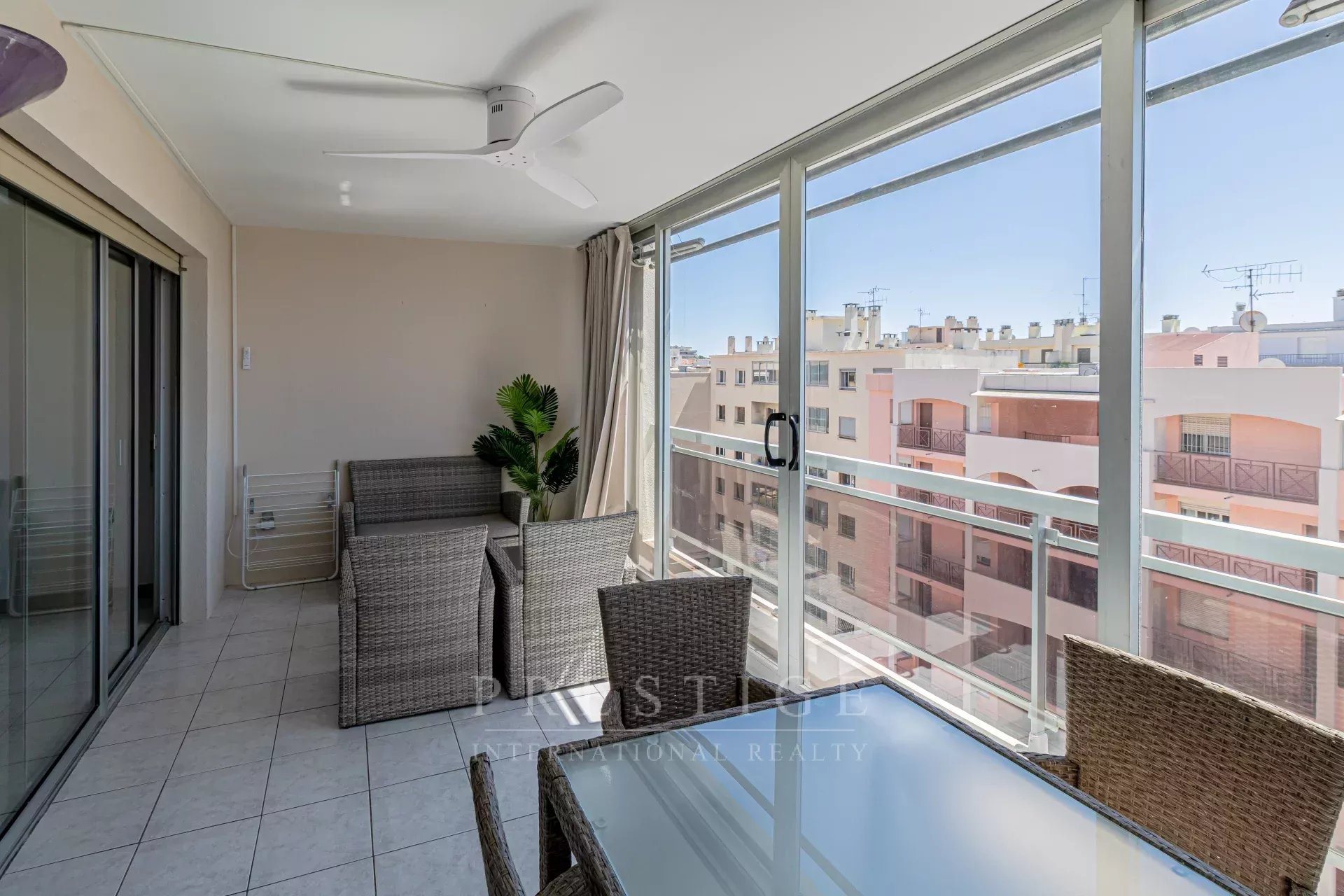 Appartement à louer, 41m², Juan-les-Pins