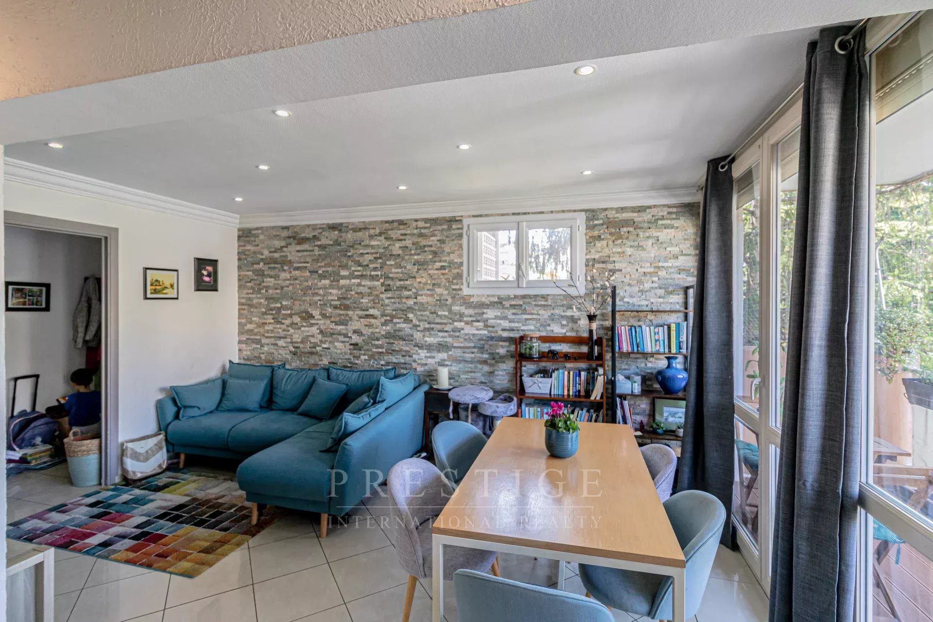 Appartement à louer, 55m², Antibes