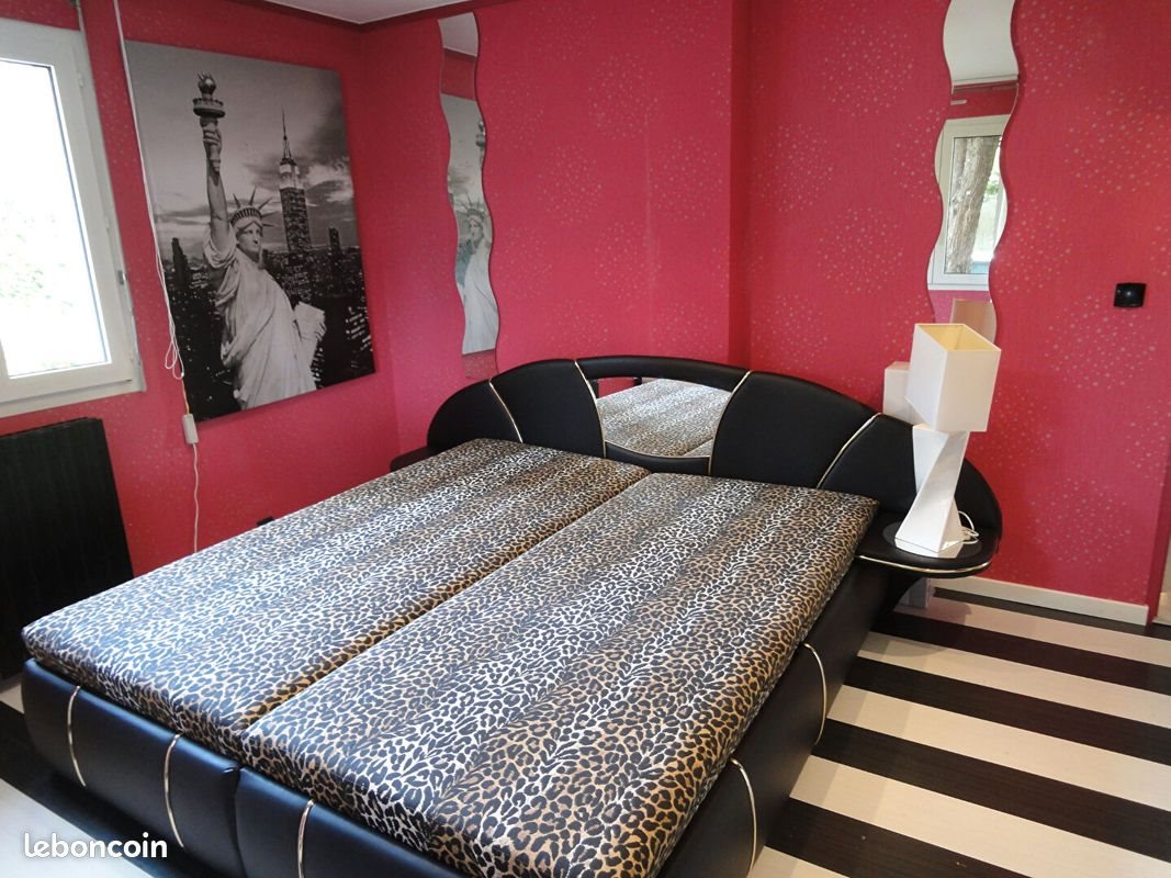 Maison à vendre, 192m², Gex