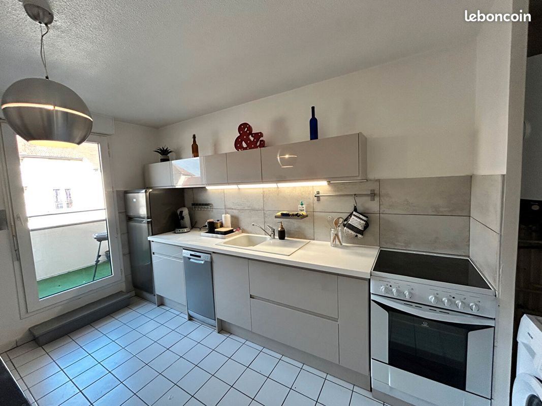 Appartement à louer, 54m², Saint-Genis-Pouilly