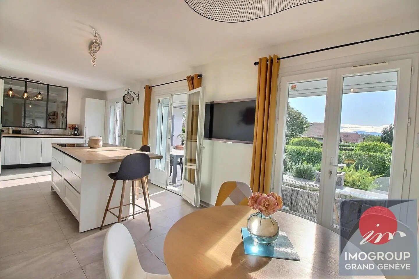 Maison à vendre, 223m², Divonne-les-Bains