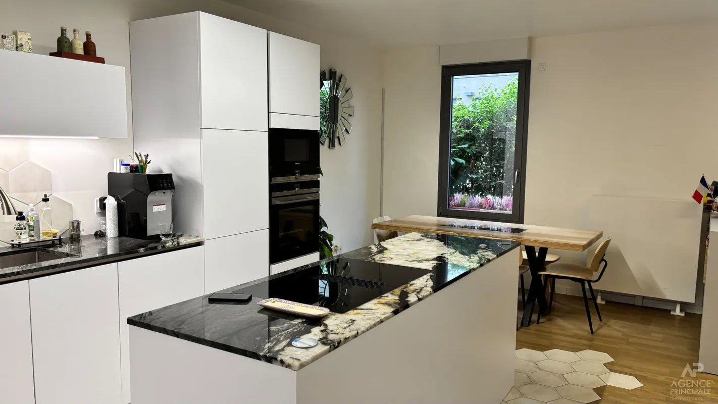 Appartement à louer, 84m², Rueil-Malmaison