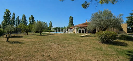 Maison 8 pièces 200 m² · à Valréas · 200 m² · 479 000 €