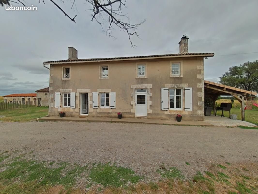 Maison à louer, 116m², Leignes-sur-Fontaine