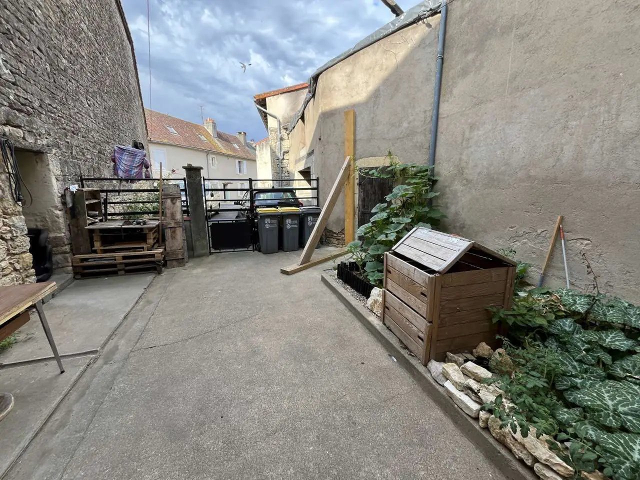 Maison à vendre, 142m², Gençay