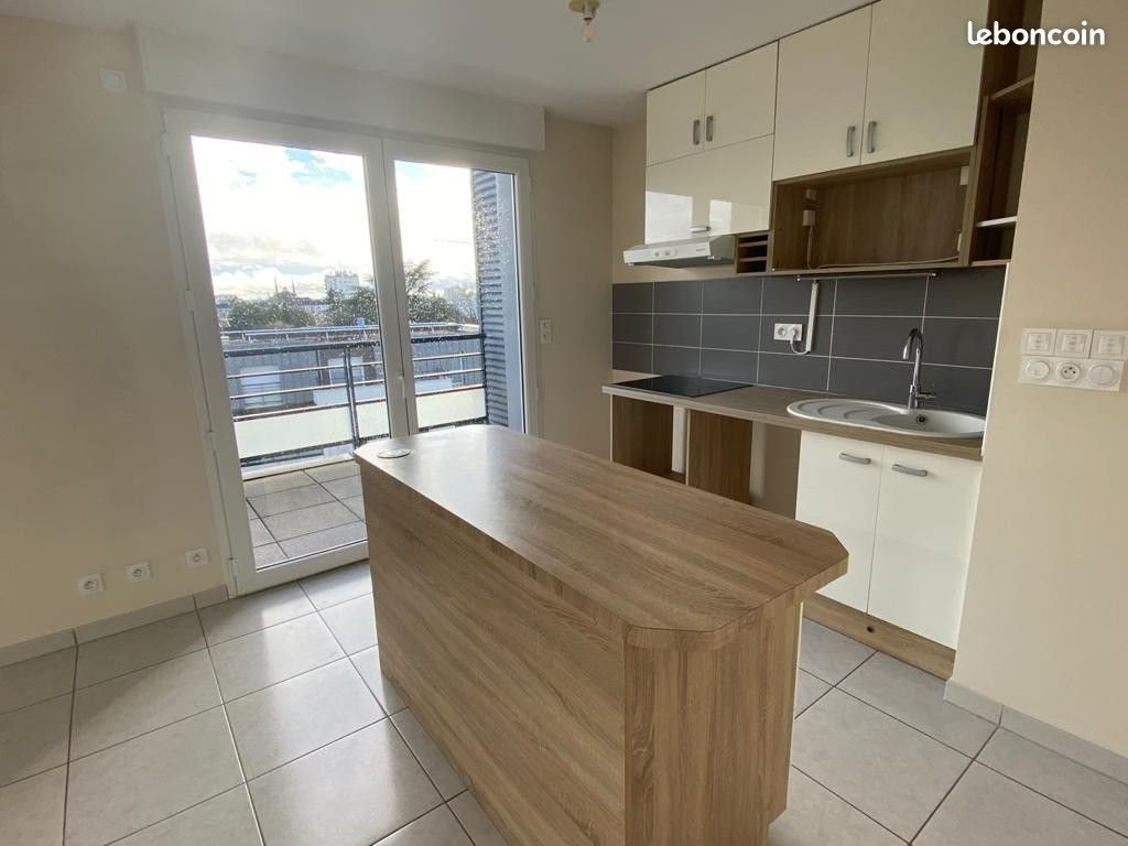 Appartement à louer, 73m², Tours