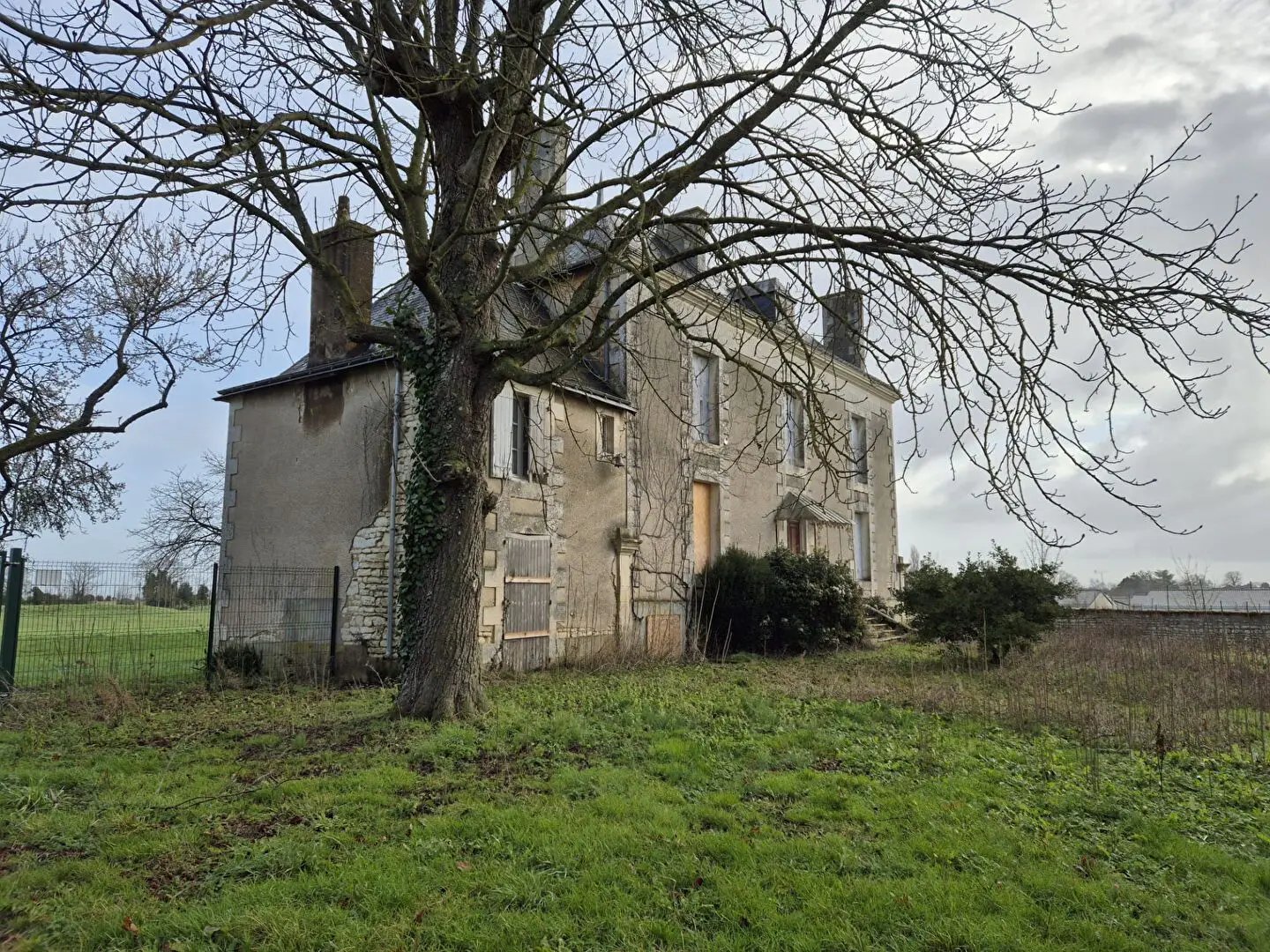 Maison à vendre, 250m², Neuville-de-Poitou