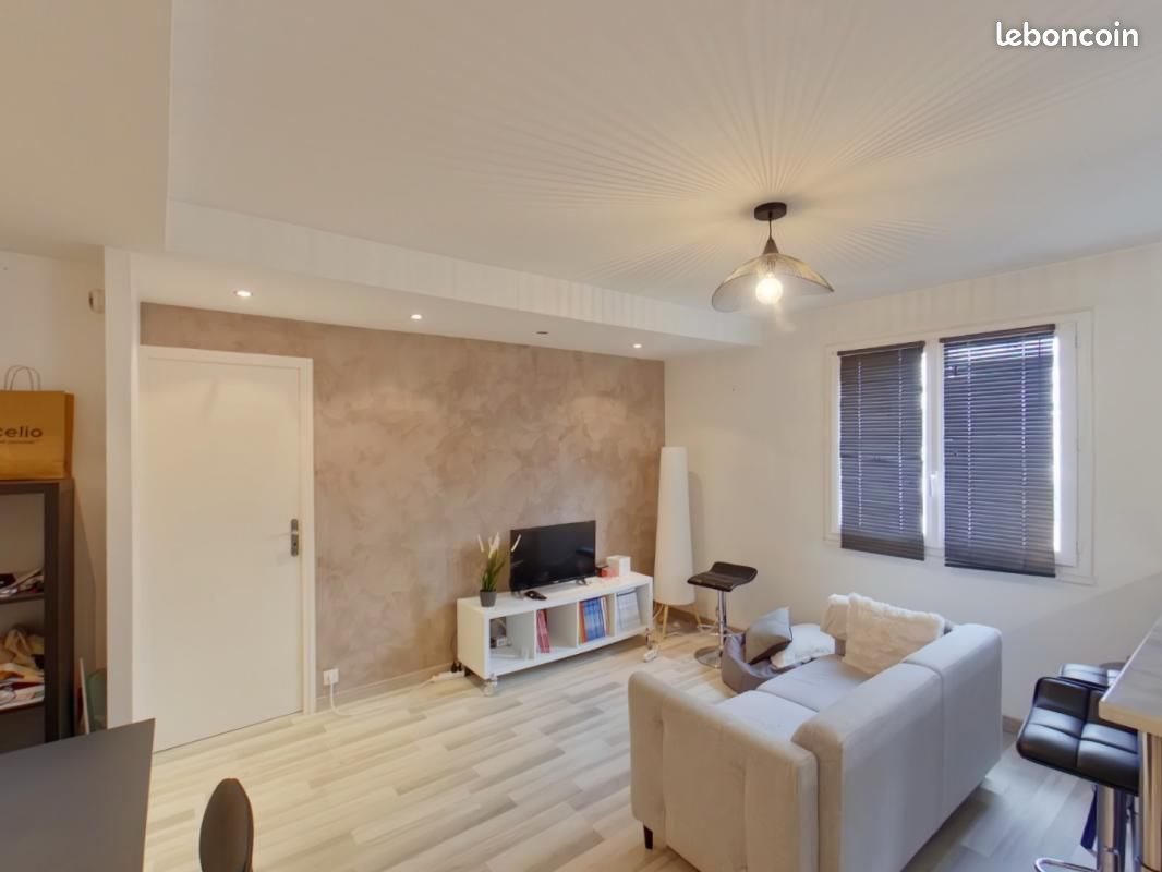 Appartement à louer, 48m², Tours