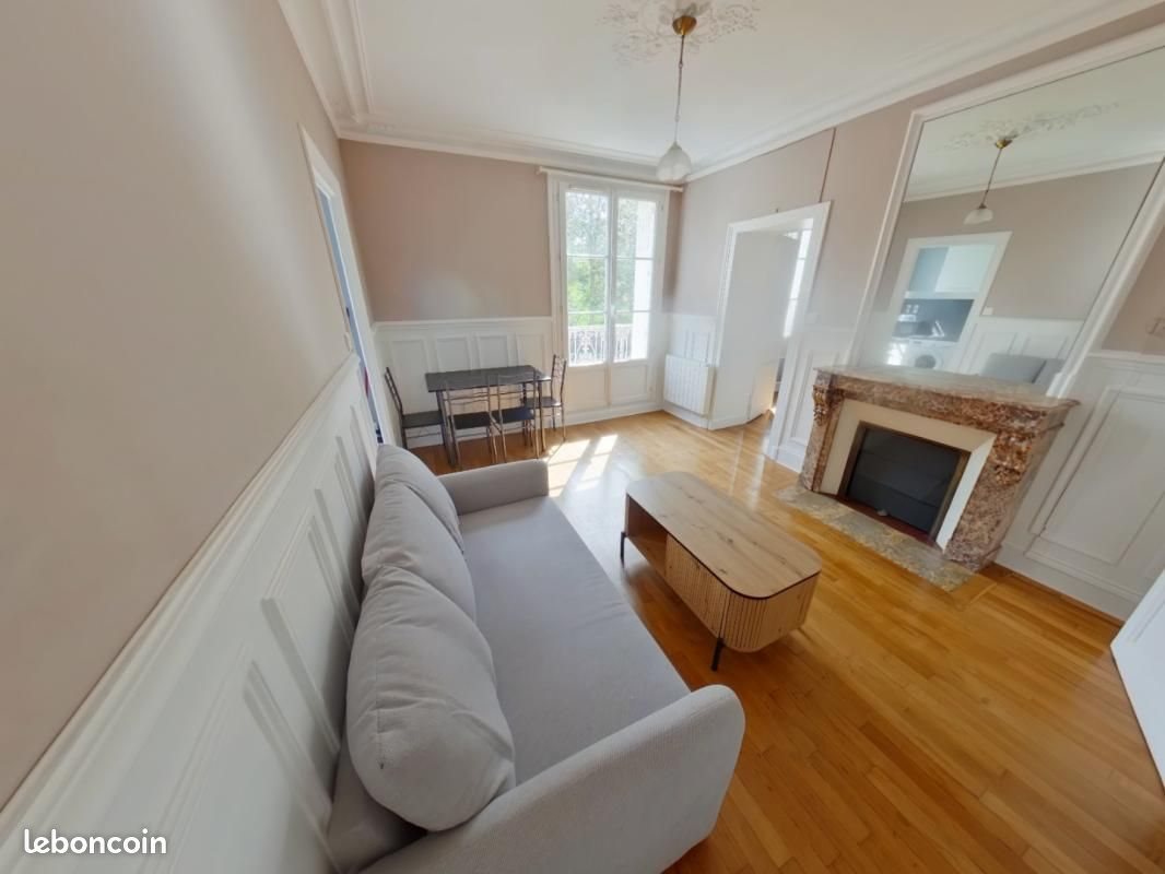 Appartement à louer, 40m², Tours