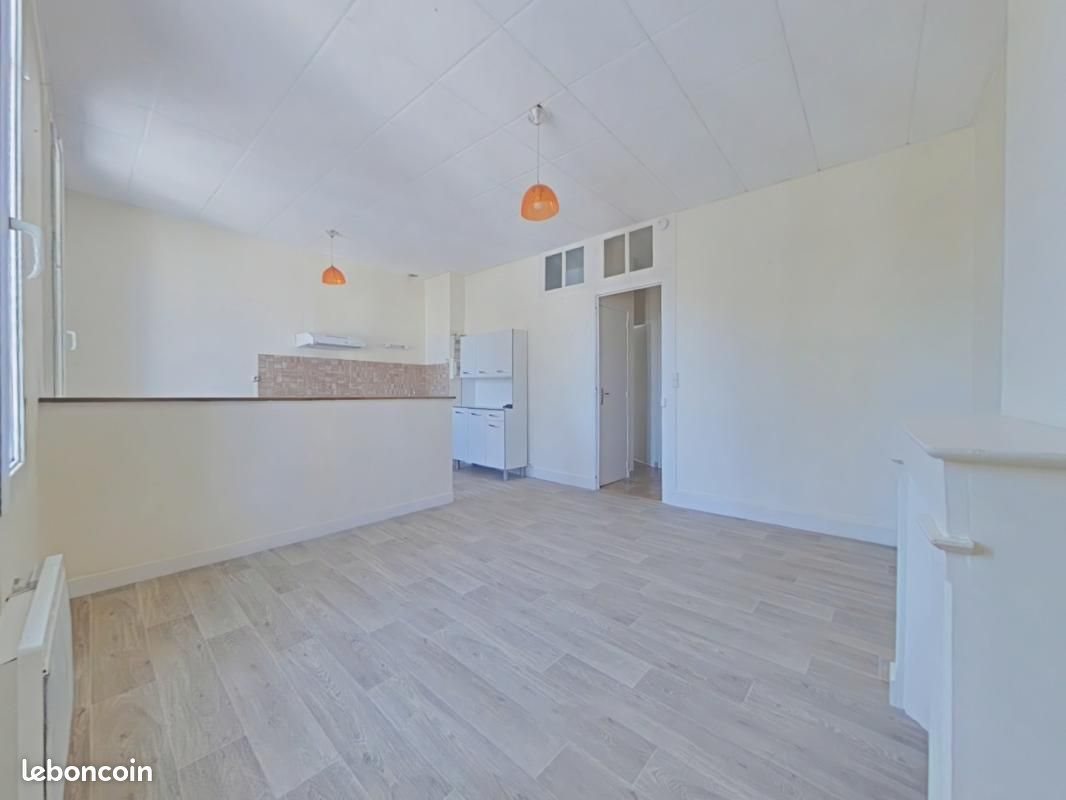 Appartement à louer, 45m², Ligueil