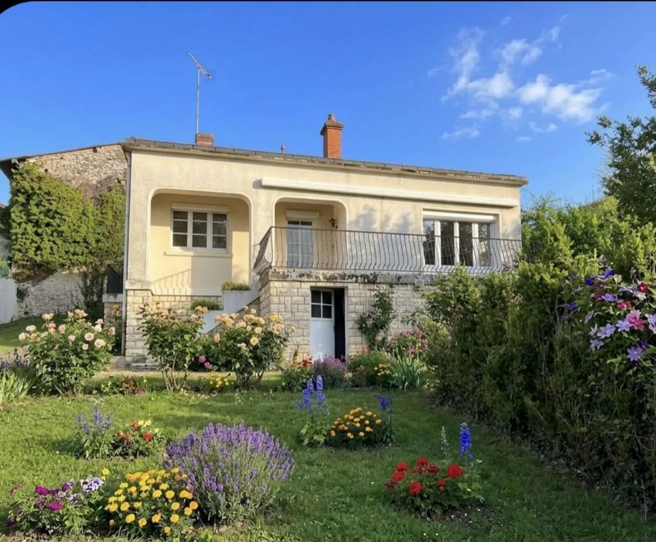 Maison à vendre, 110m², Usson-du-Poitou
