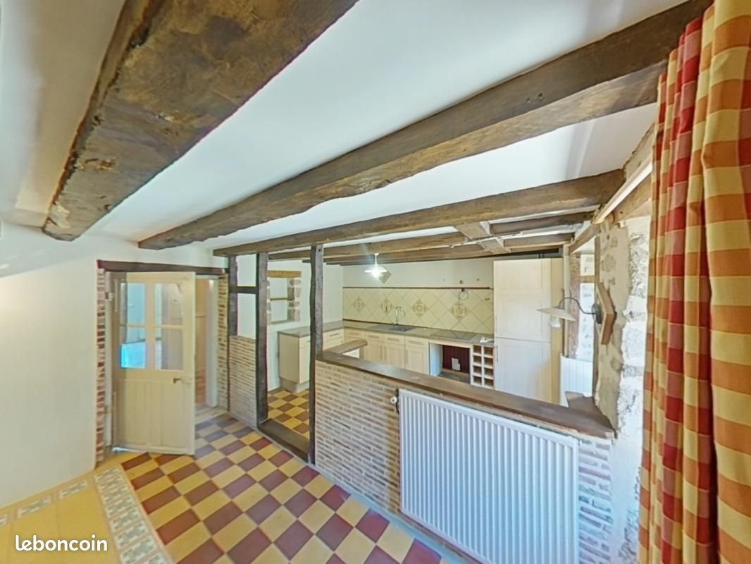 Maison à louer, 85m², Lathus-Saint-Rémy