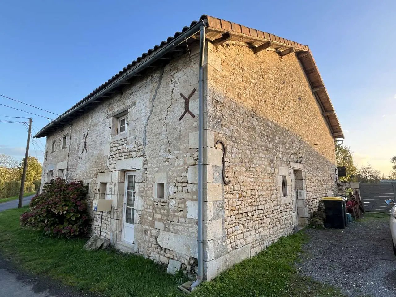 Maison à vendre, 208m², Usson-du-Poitou