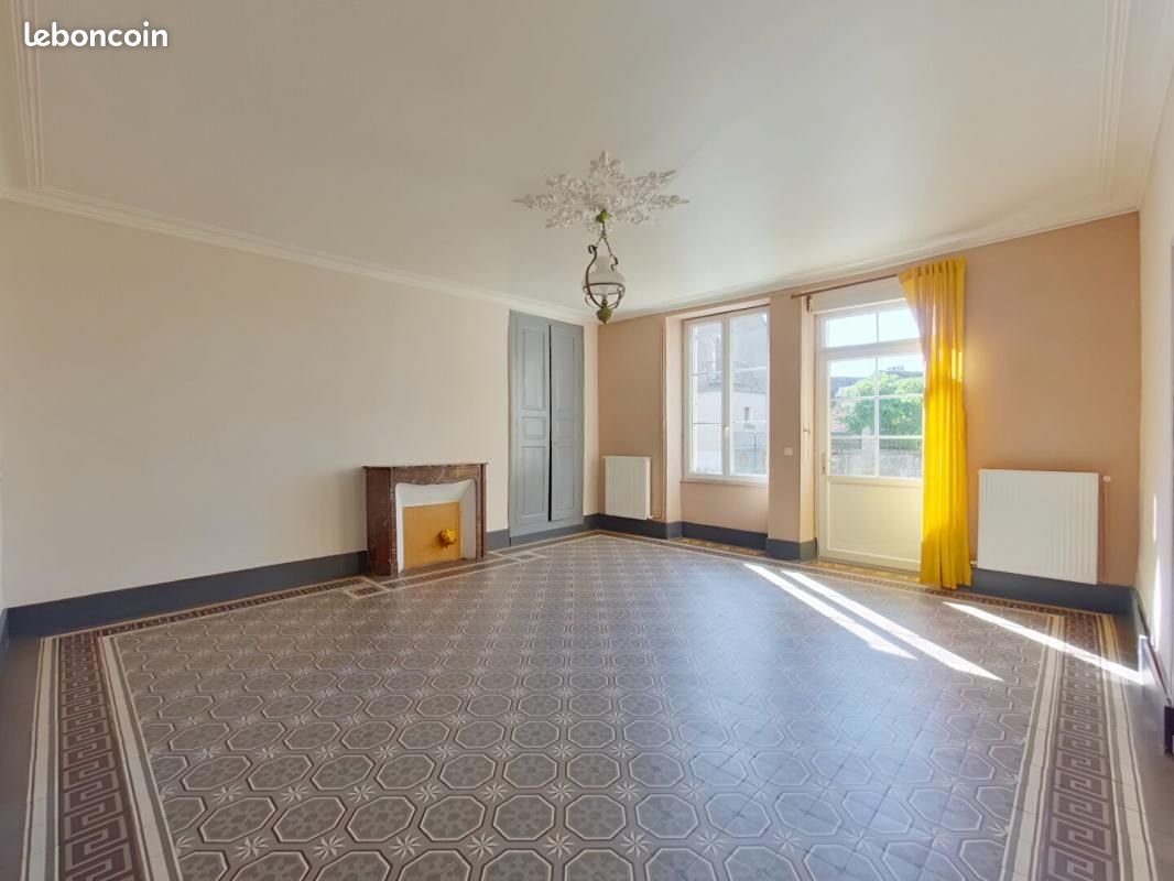 Maison à vendre, 160m², Prissac