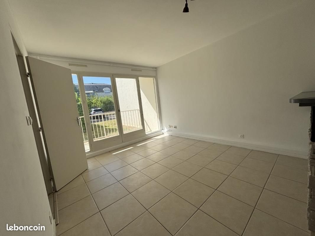 Appartement à louer, 40m², Saint-Cyr-sur-Loire