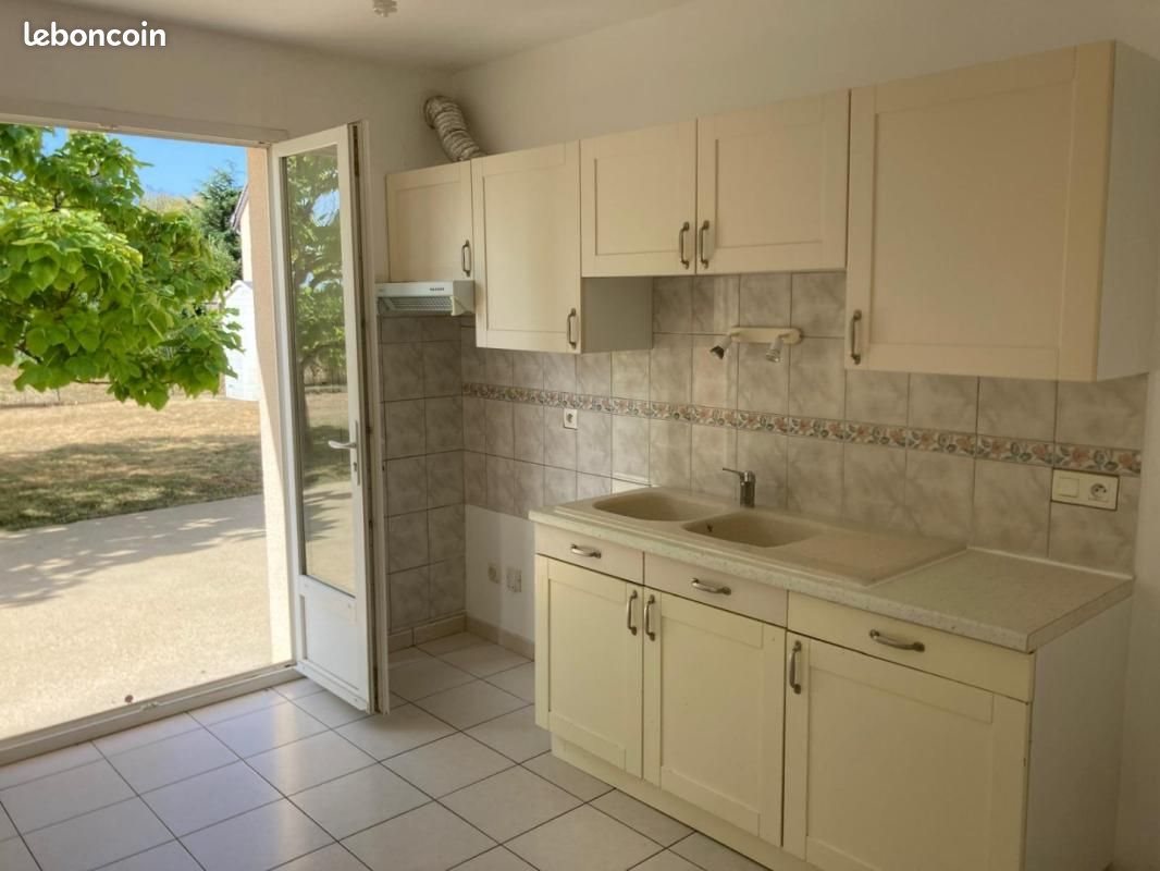 Maison à louer, 91m², Rochecorbon