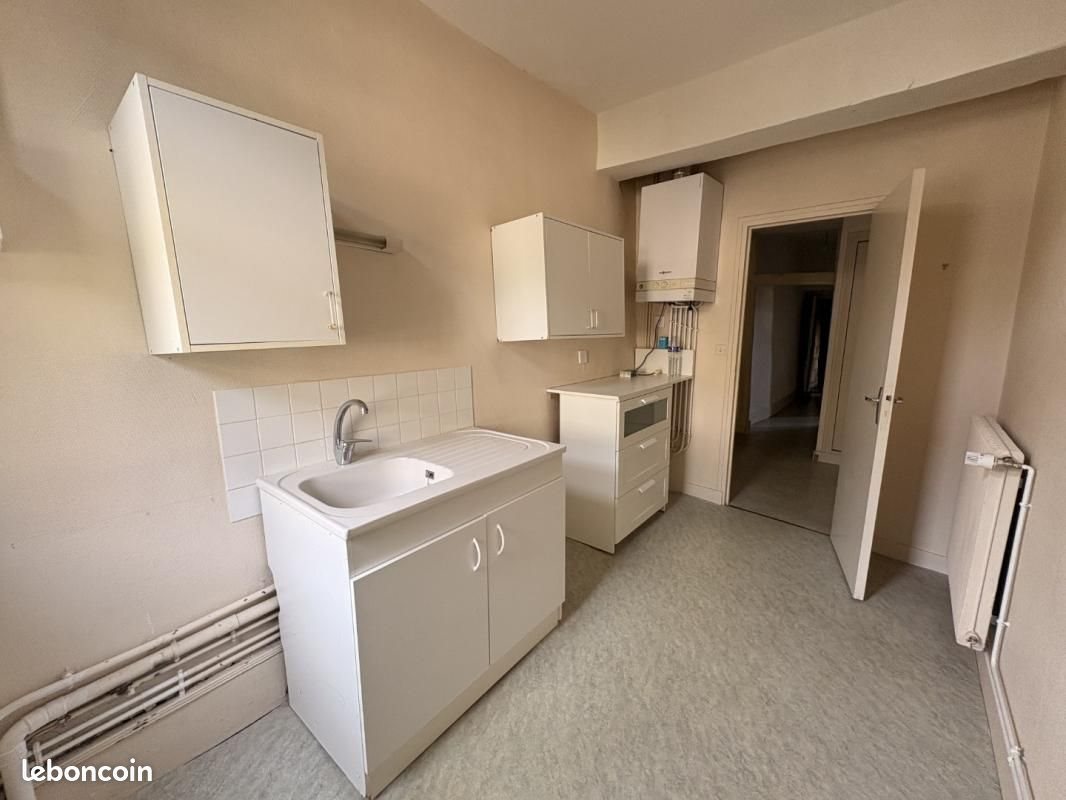 Appartement à louer, 48m², Chinon
