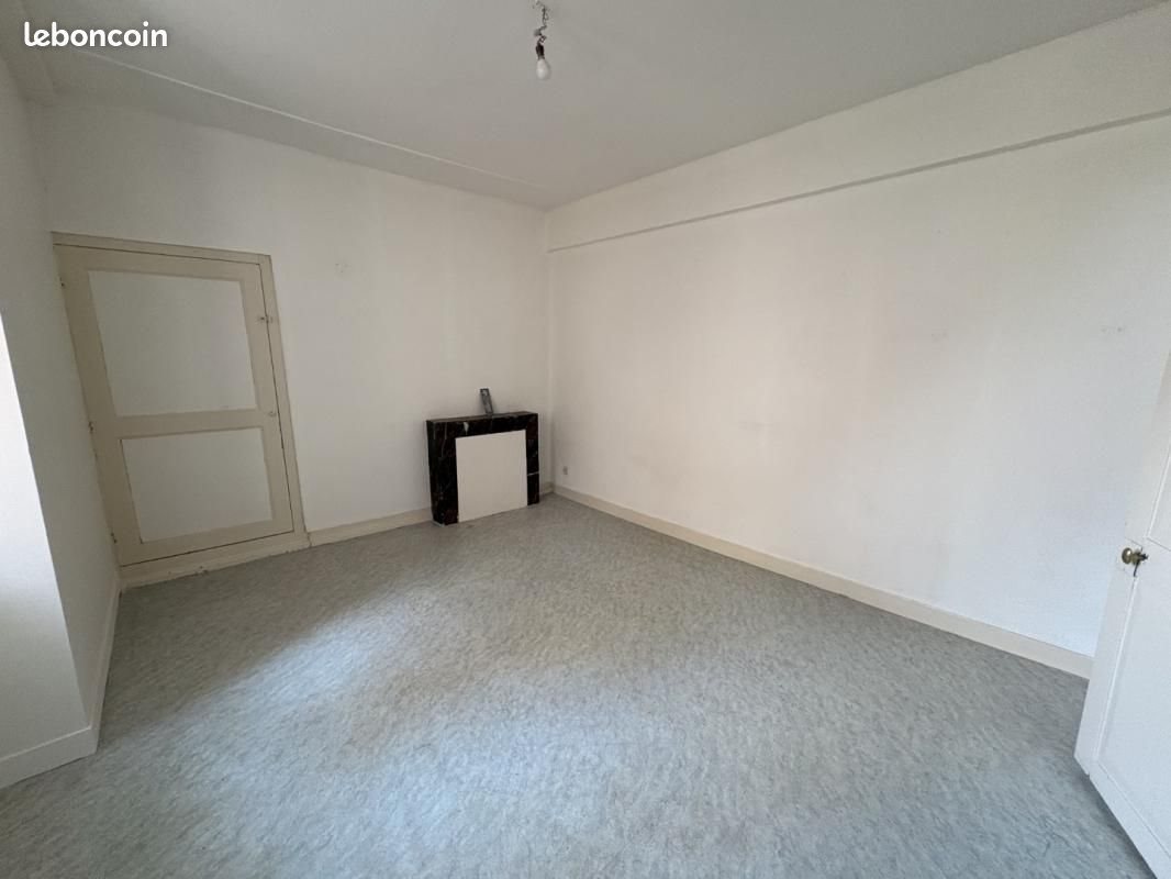 Appartement à louer, 48m², Chinon