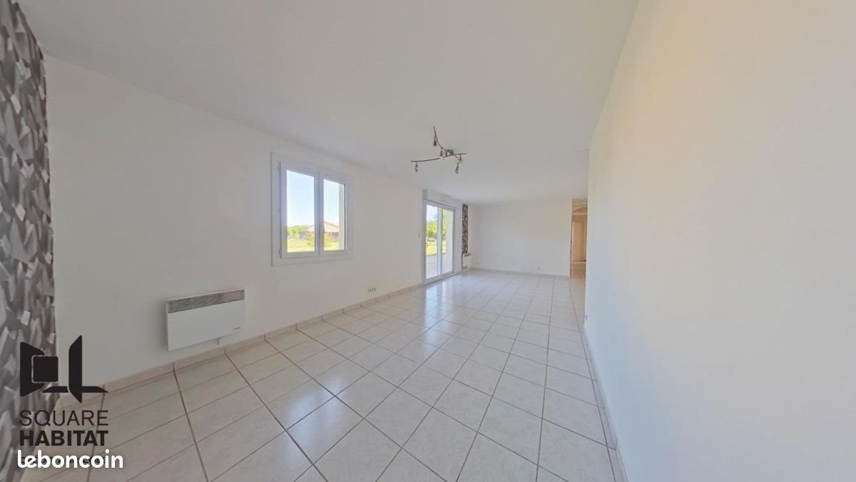 Maison à louer, 99m², Nieuil-l'Espoir