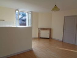 Appartement à louer, 54m², Montmorillon