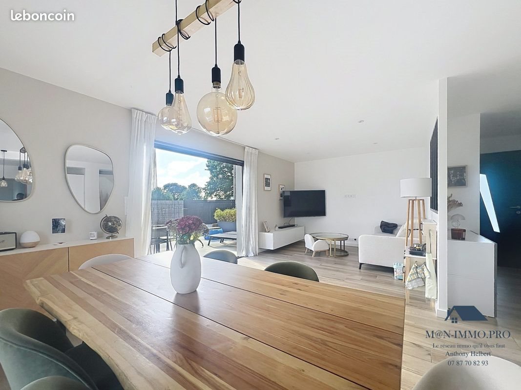 Maison à vendre, 112m², Pommeret