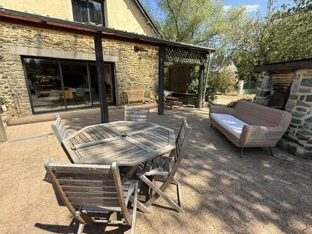 Maison à vendre, 190m², Saint-Domineuc
