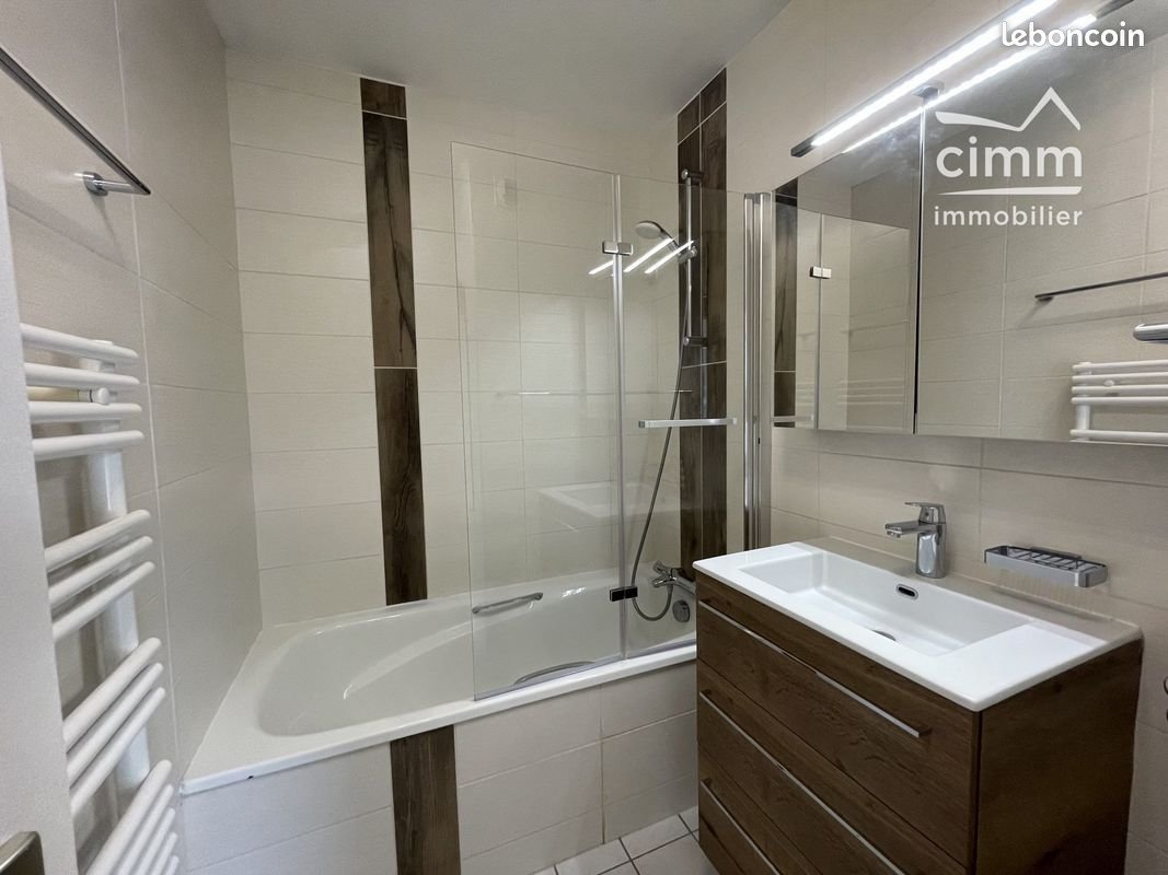 Appartement à louer, 62m², Sallanches