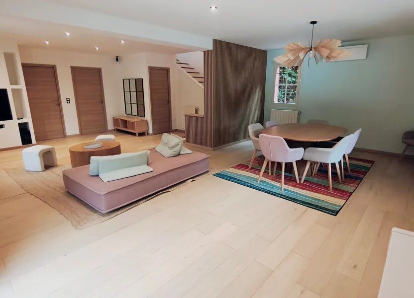 Maison à louer, 175m², Roquefort-les-Pins