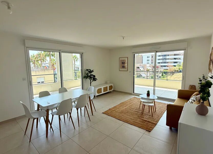 Appartement à louer, 64m², Villeneuve-Loubet