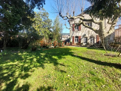 7 pièces 341 m² · à Saint-Jean-du-Gard · 341 m² · 395 000 €