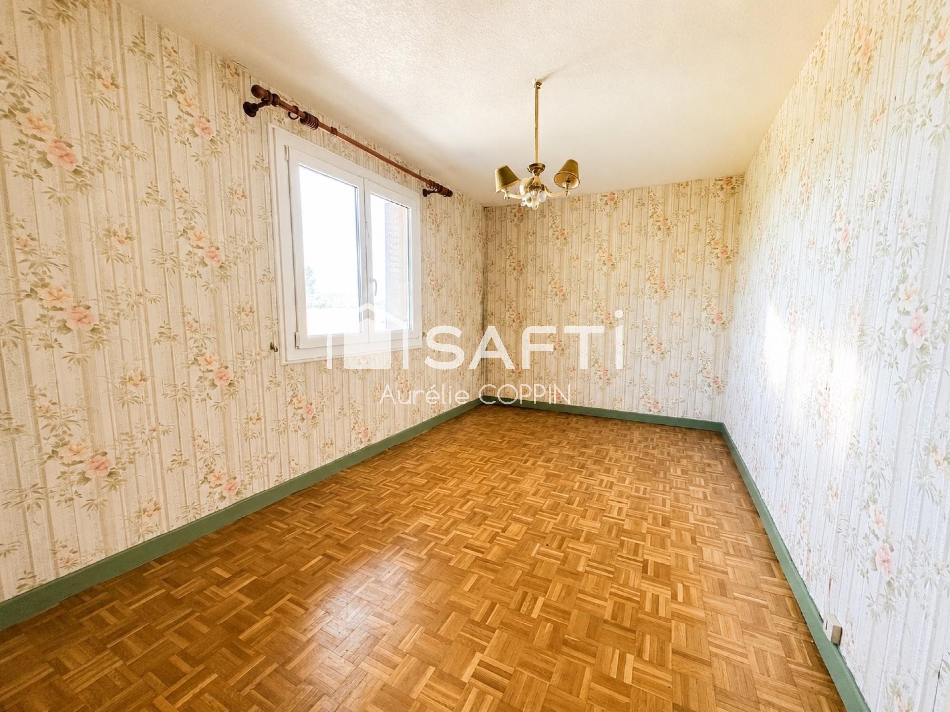 Maison à vendre, 156m², Annoisin-Chatelans