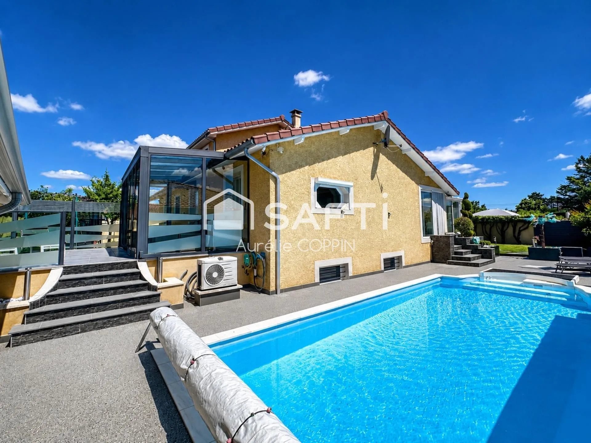 Maison à vendre, 166m², Loyettes