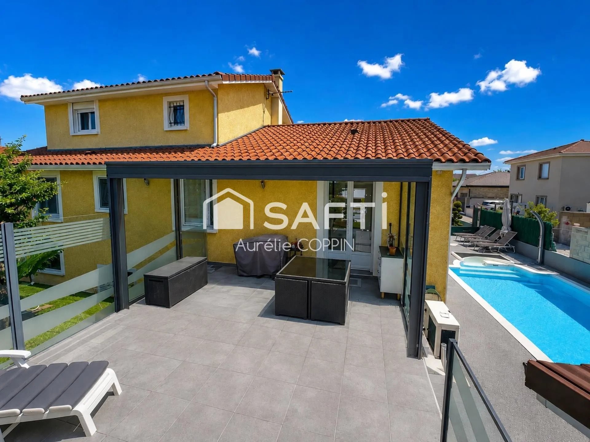 Maison à vendre, 166m², Loyettes
