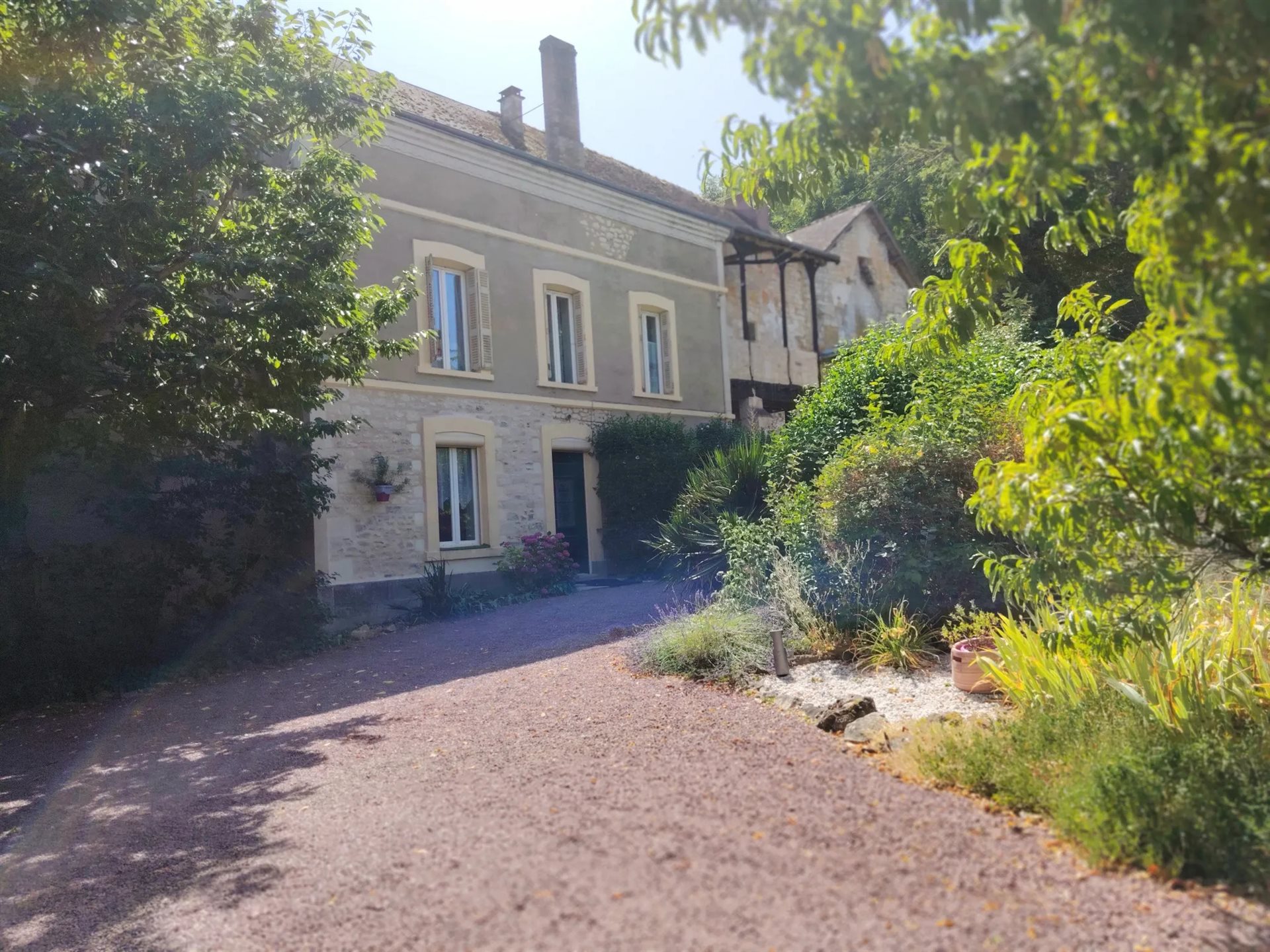 Maison à vendre, 408m², Vaux-sur-Vienne