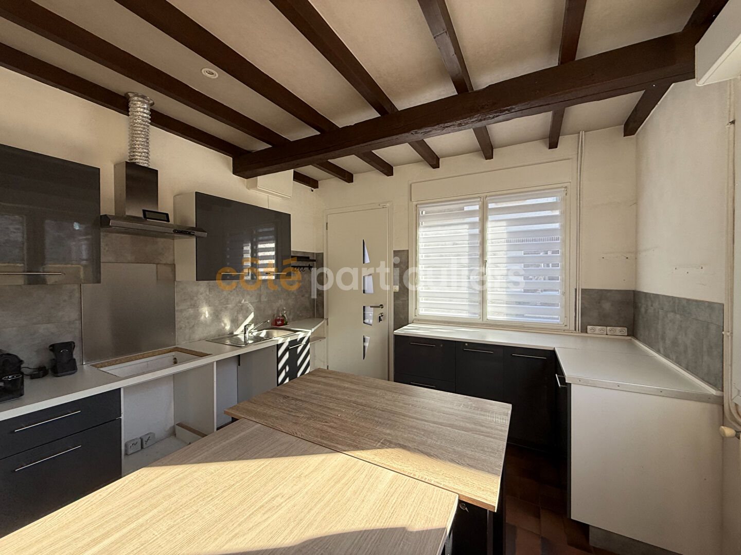 Maison à louer, 153m², Pernes