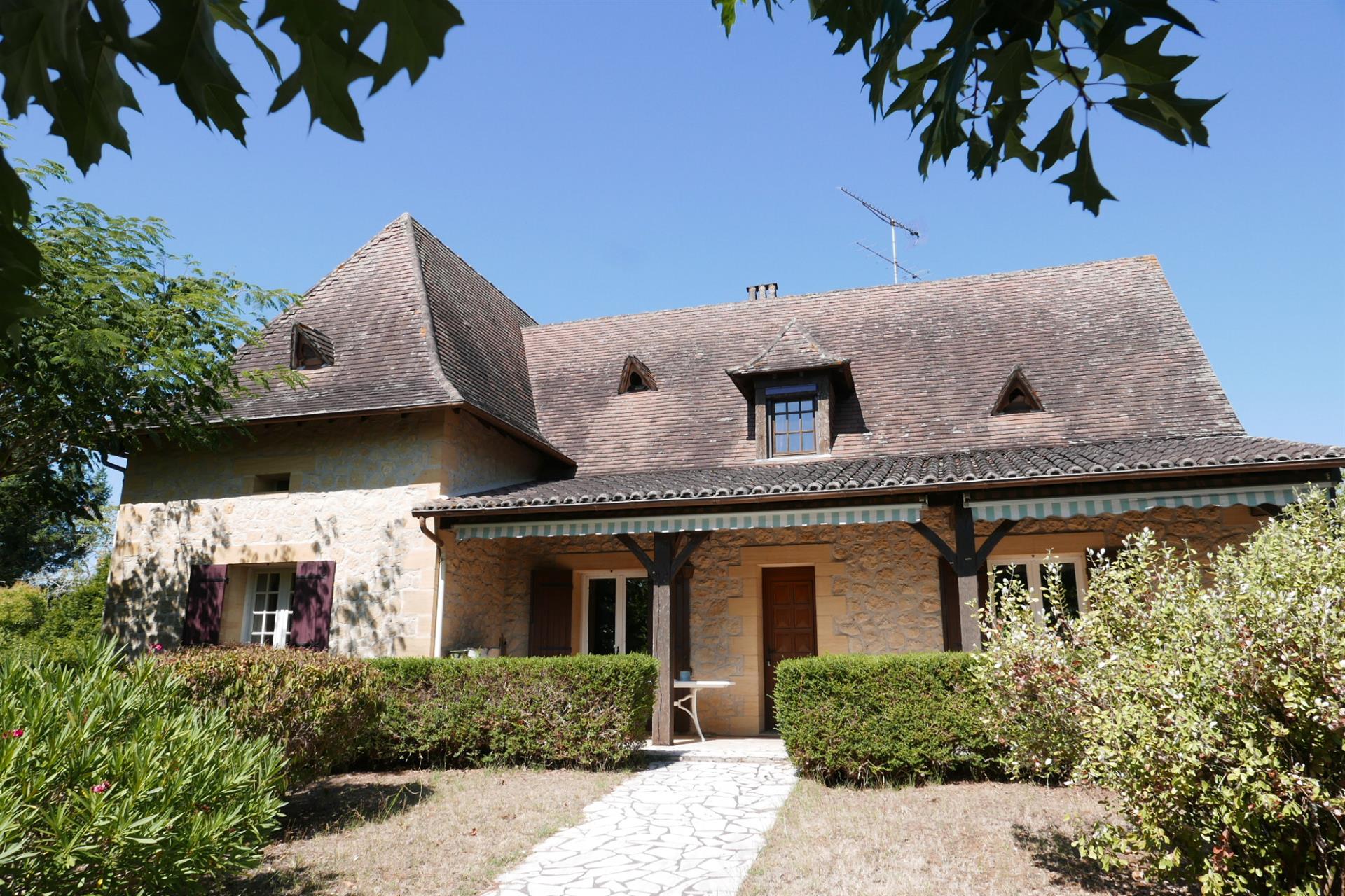 Maison à vendre, 162m², Mussidan
