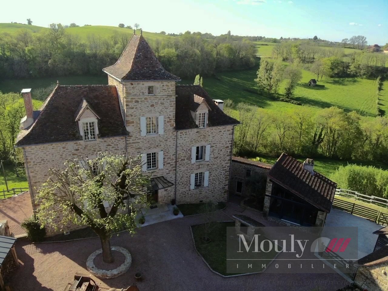 Maison à vendre, 900m², Figeac